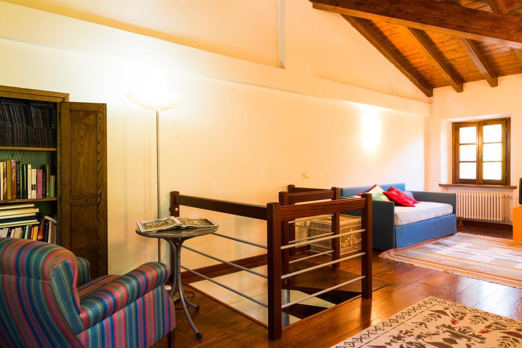 Casa Marta Βίλα Pescaglia Δωμάτιο φωτογραφία